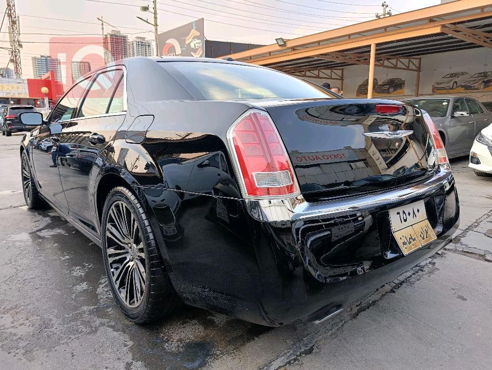 کرایسلەر 300